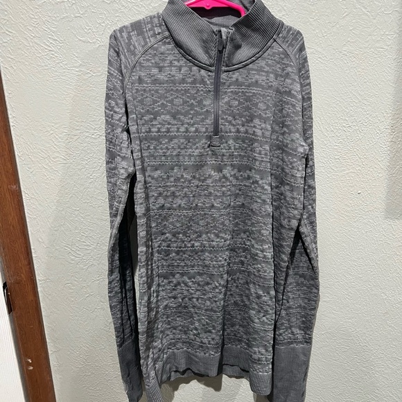 lululemon athletica Tops - Lululemon Rest Less Gray Quarter-Zip Pullover Sweater Aztec Print Size 6 EUC